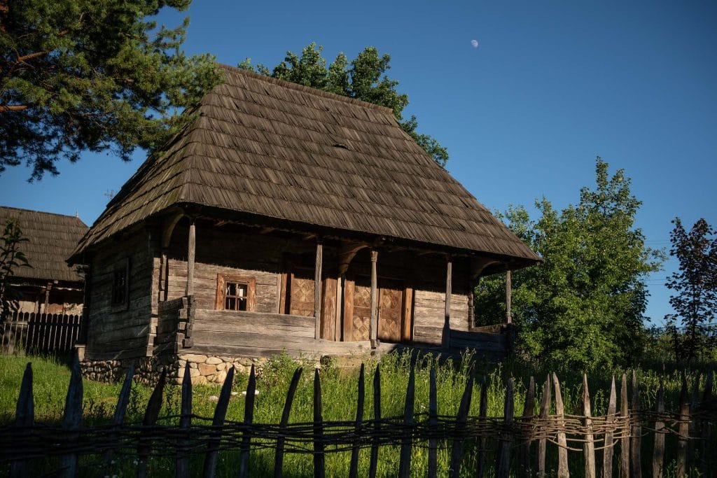 Muzeul arhitecturii populare din Gorj – Curtișoara