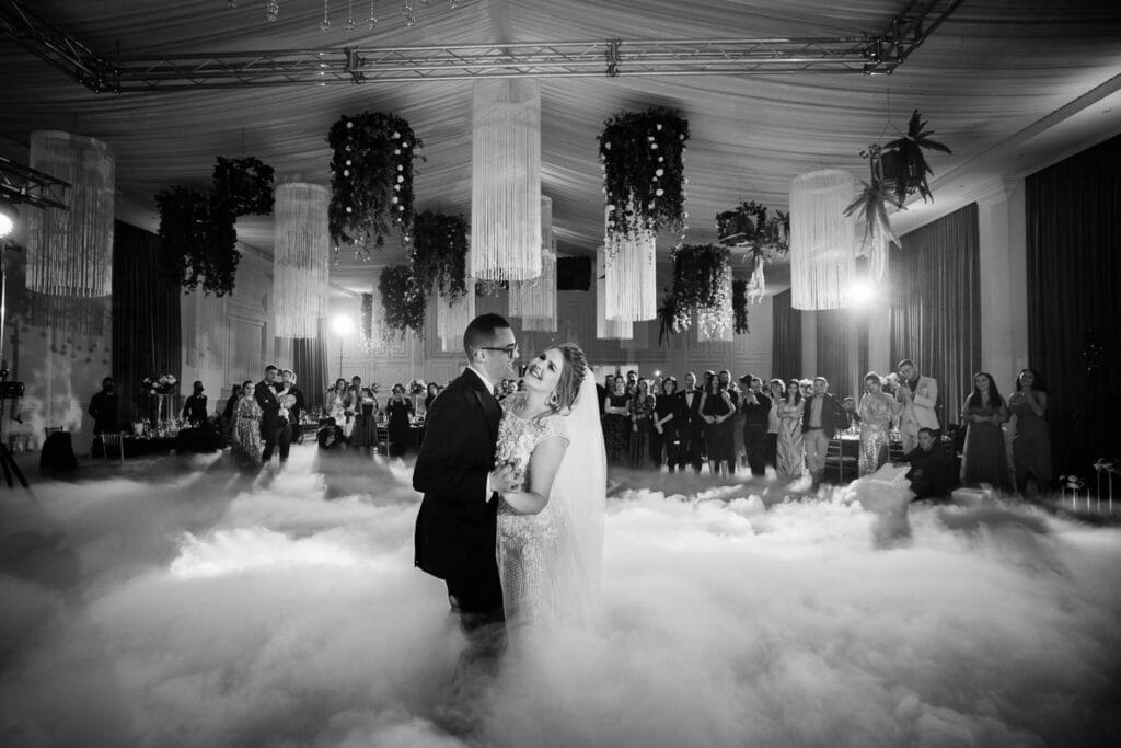 Nuntă cu tradiții și cununie civilă la Becheru Ballroom (Gorj)